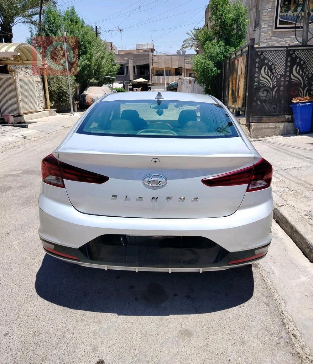 هيونداي النترا